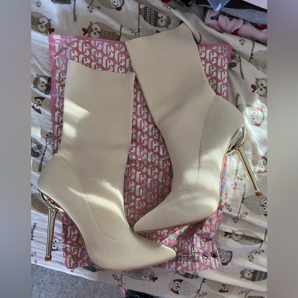 Cuckoo booties gold stiletto heel cream booty brand new